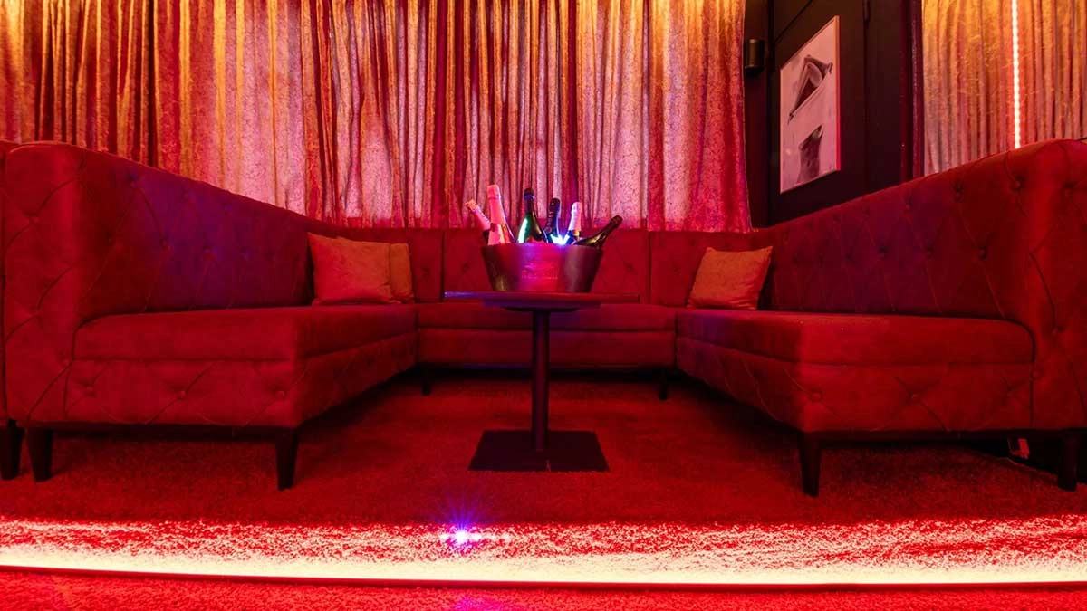 Enjoy & Pleasure Lounge Enjoy & Pleasure Lounge